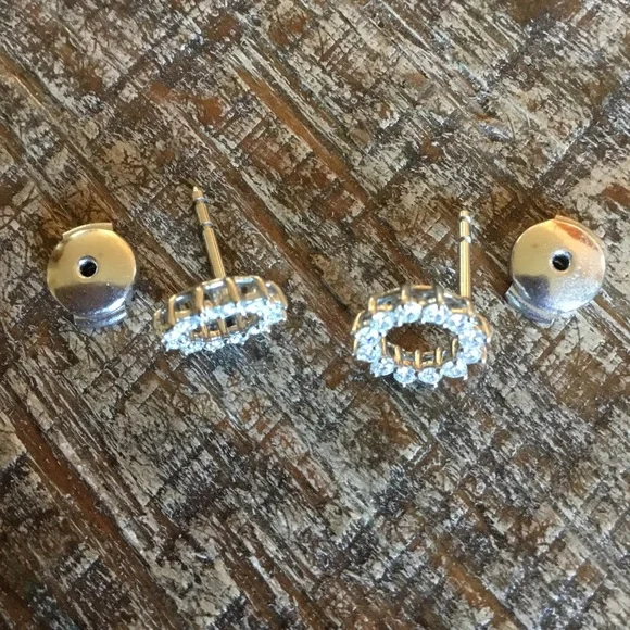 Authentic Tiffany & Co. Open Circle Platinum Diamond Stud Earrings - Picture 7 of 16